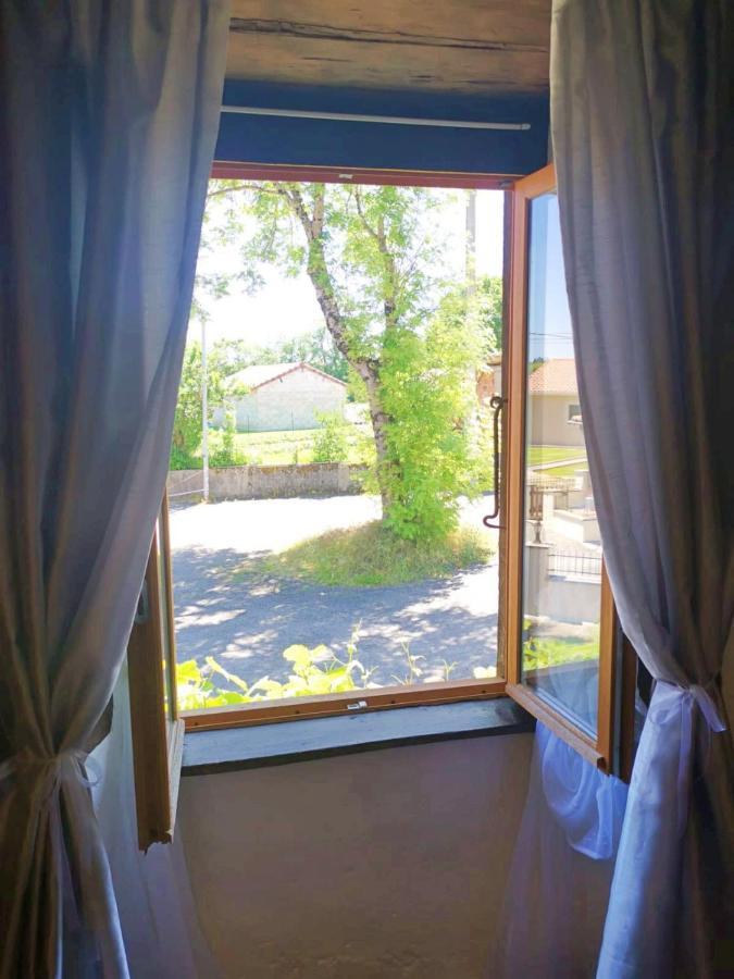Les Verges Gites Exideuil-sur-Vienne エクステリア 写真