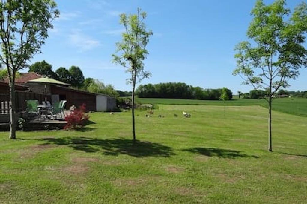 Les Verges Gites Exideuil-sur-Vienne エクステリア 写真